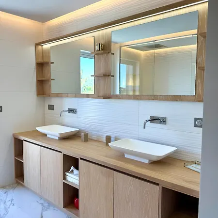 Magnifique Villa, Vue Mer, Piscine Chauffee, 8pers Willa Sainte-Maxime