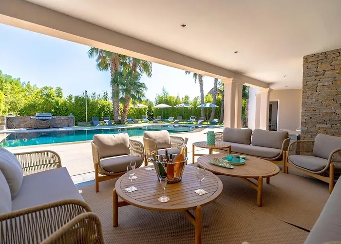 Magnifique Villa, Vue Mer, Piscine Chauffee, 8pers