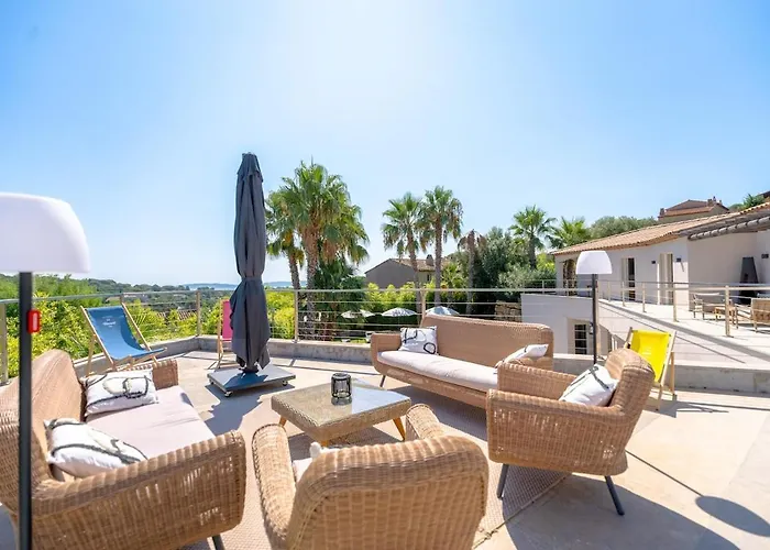 Magnifique Villa, Vue Mer, Piscine Chauffee, 8pers *