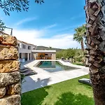 Magnifique Villa, Vue Mer, Piscine Chauffee, 8pers Sainte-Maxime