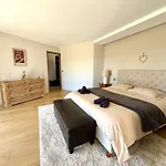 Magnifique Villa, Vue Mer, Piscine Chauffee, 8pers * Sainte-Maxime