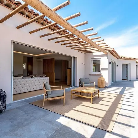 Magnifique Villa, Vue Mer, Piscine Chauffee, 8pers * Sainte-Maxime