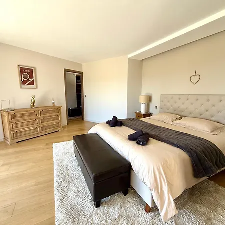 Magnifique Villa, Vue Mer, Piscine Chauffee, 8pers * Sainte-Maxime