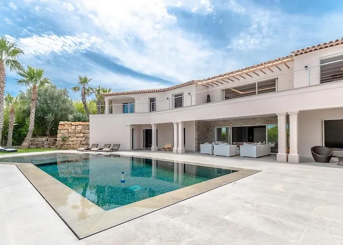 Magnifique Villa, Vue Mer, Piscine Chauffee, 8pers Sainte-Maxime