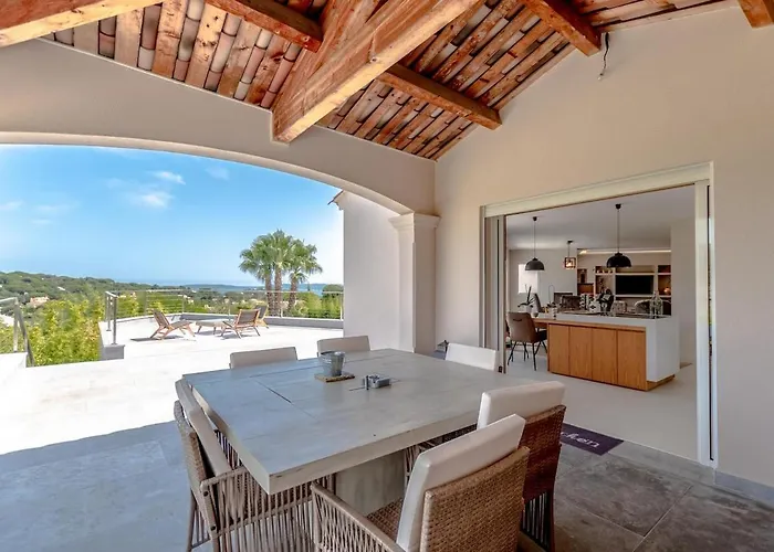 Magnifique Villa, Vue Mer, Piscine Chauffee, 8pers Villa Sainte-Maxime