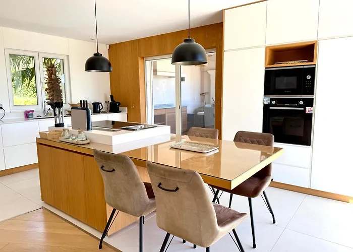 Magnifique Villa, Vue Mer, Piscine Chauffee, 8pers