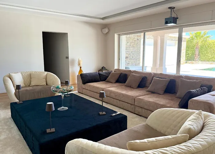 Villa Magnifique Villa, Vue Mer, Piscine Chauffee, 8pers