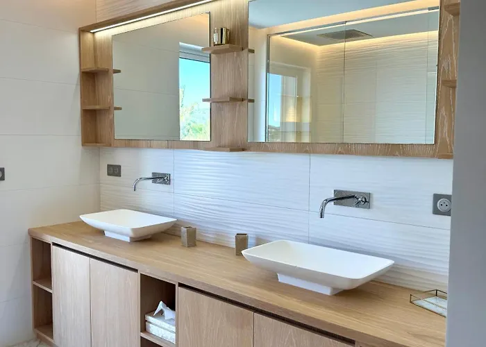 Magnifique Villa, Vue Mer, Piscine Chauffee, 8pers Villa Sainte-Maxime