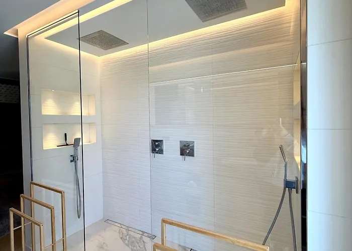 Magnifique Villa, Vue Mer, Piscine Chauffee, 8pers