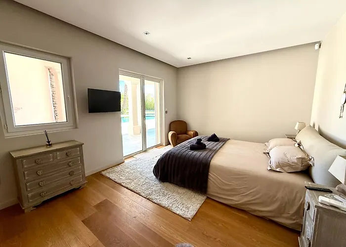 Villa Magnifique Villa, Vue Mer, Piscine Chauffee, 8pers Sainte-Maxime